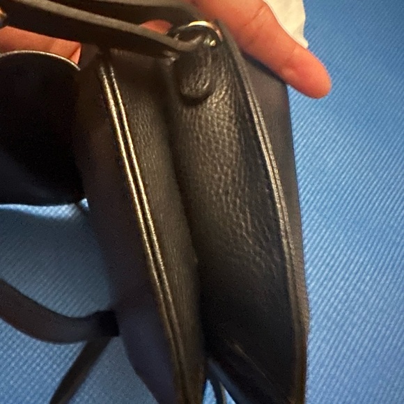 Authentic Longchamp small black leather body bag leather. - Picture 14 of 15